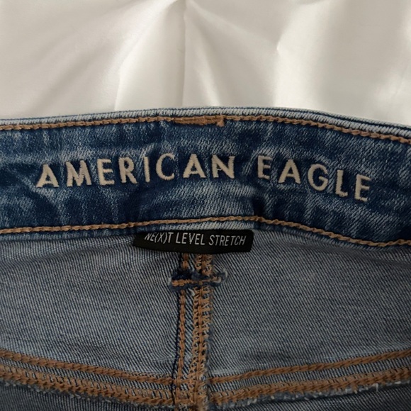 American Eagle Outfitters High Rise Blue Jeans - Picture 2 of 3